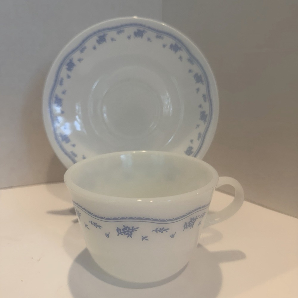 Pyrex Coffee Mug w/ matching Correlle  Saucer Morning Blue Pattern Set Of 4